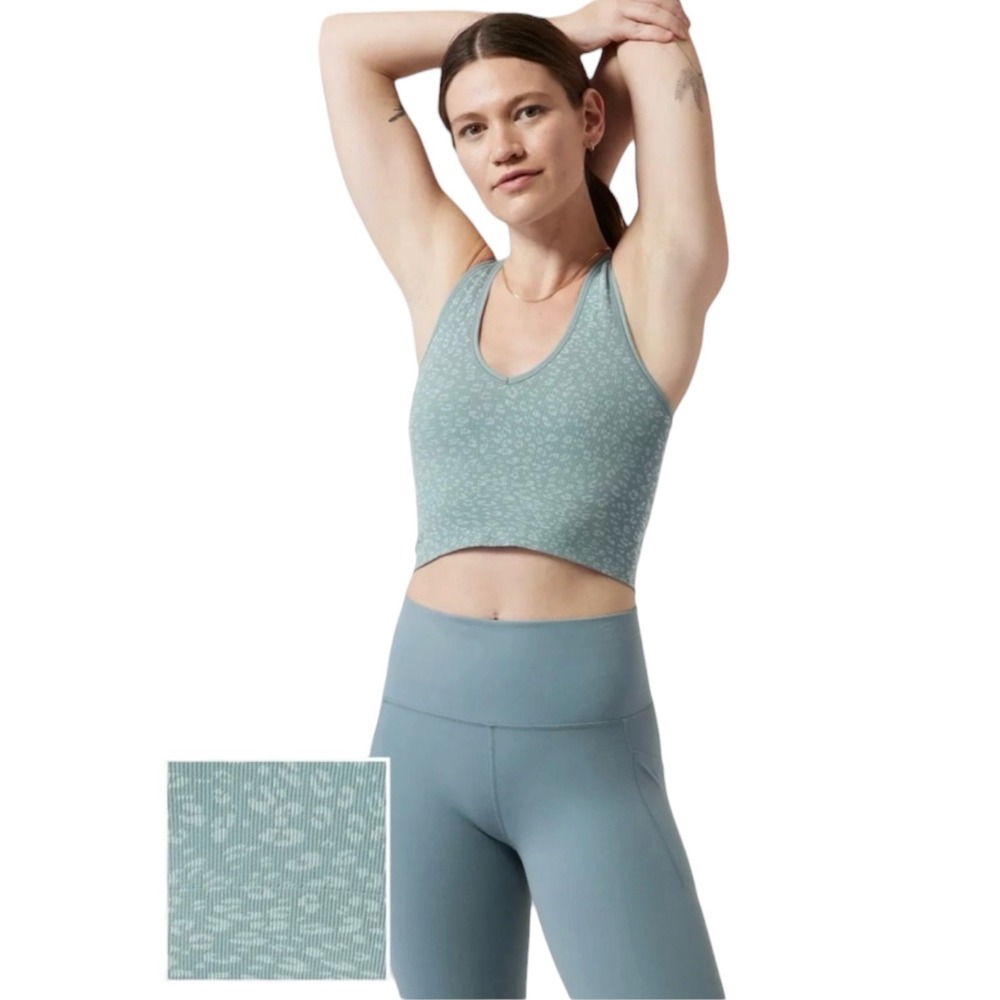 Athleta Aurora Seamless Crop Rib Tank Green Leopard Print V-Neck M Athletic